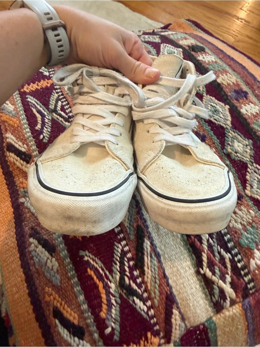 Vans Off-White/Beige Mid-Top Suede Sneakers Size 7.5/38